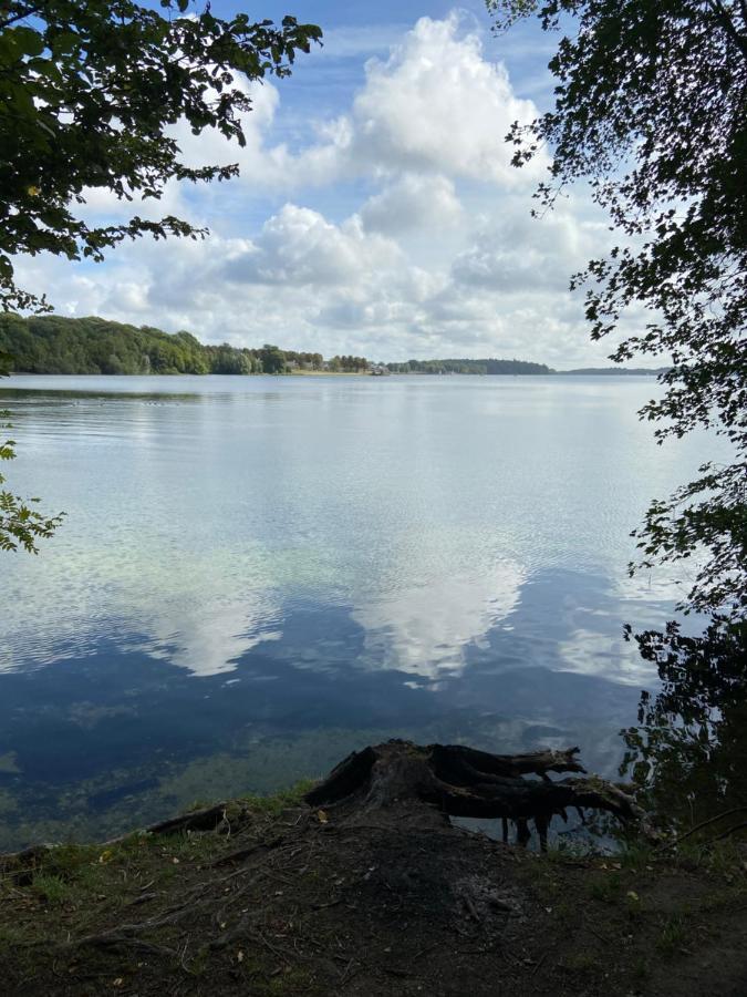 Les Pieds Dans L Eau Erpion Exterior foto